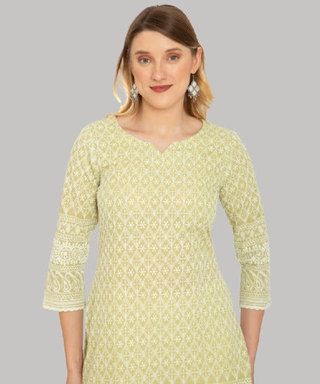 Saundarya Women's Knee Length Chikankari Kurta