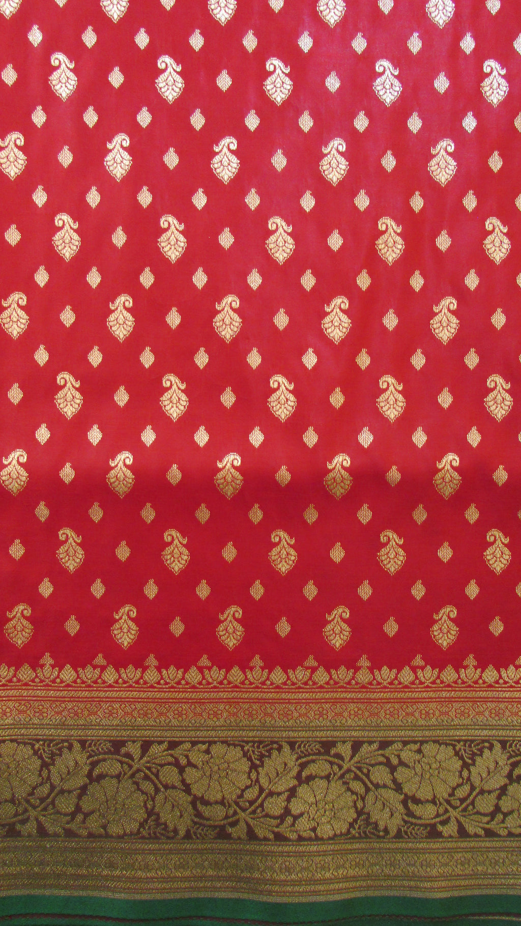 Saundarya Women's Red Banarasi Silk Saree