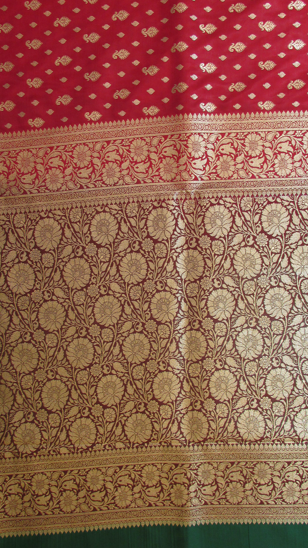 Saundarya Women's Red Banarasi Silk Saree