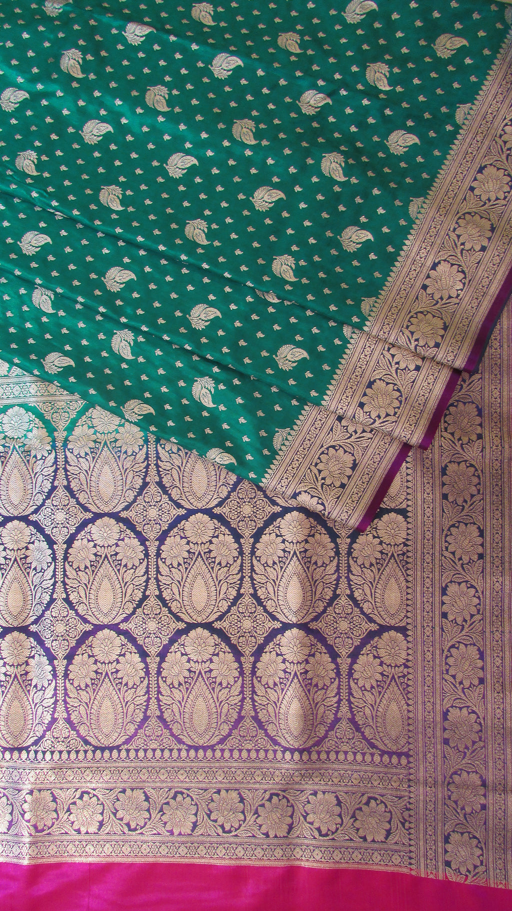 Saundarya Women's Bottle Green Banarasi Silk Saree