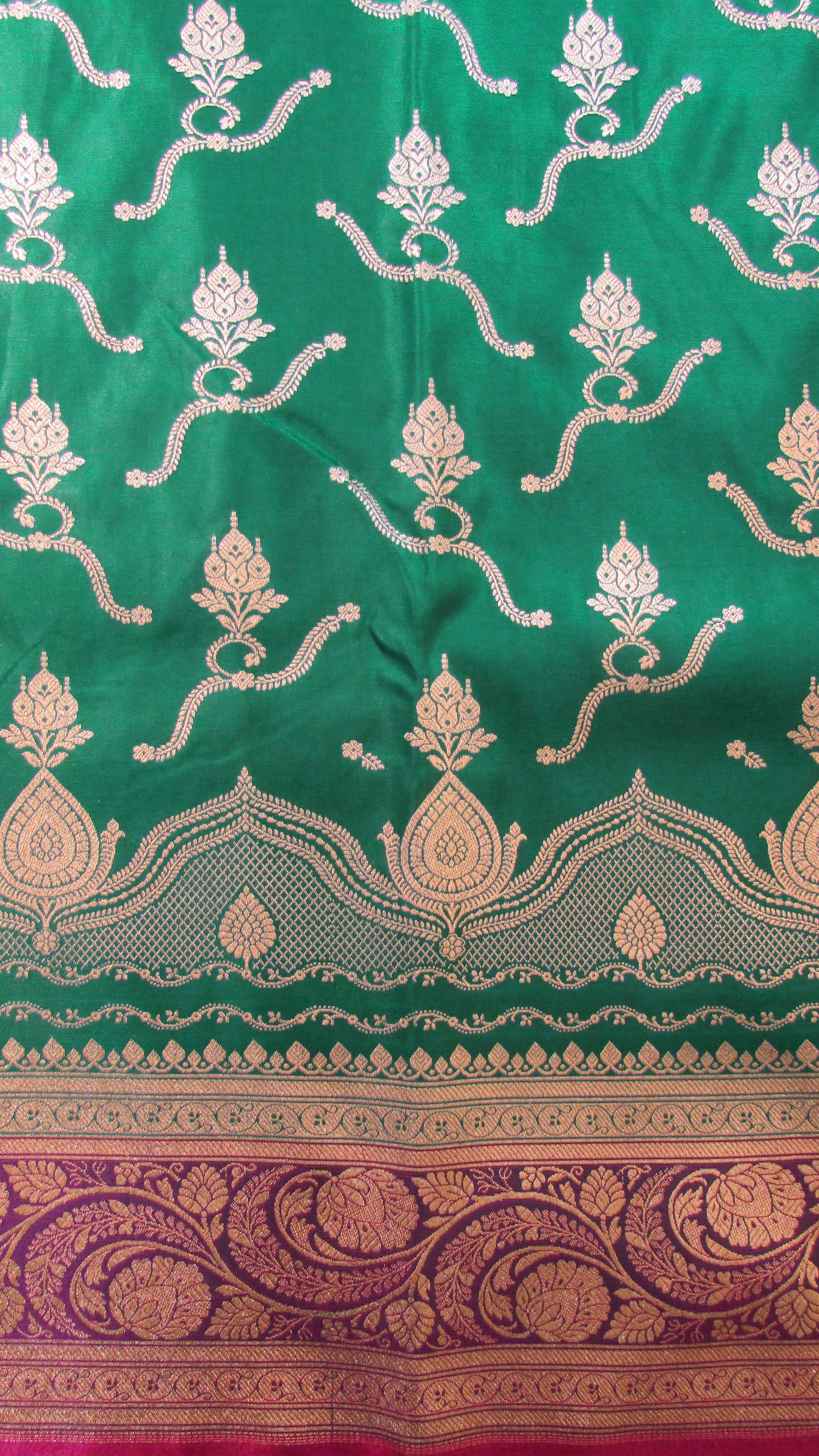 Saundarya Women's Bottle Green Banarasi Silk Saree