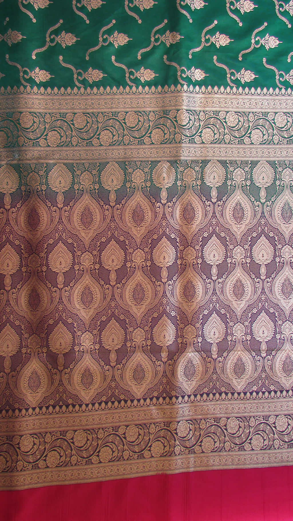 Saundarya Women's Bottle Green Banarasi Silk Saree