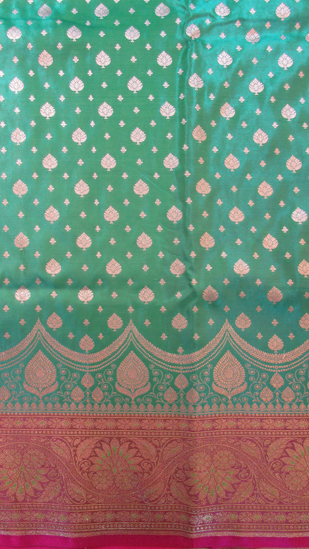 Saundarya Women's Light Green Banarasi Silk Saree