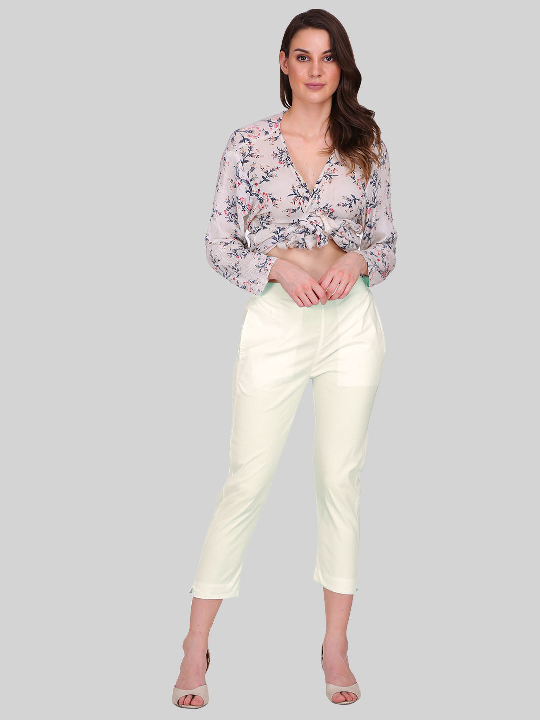 Saundarya Women’s Cropped Cotton Pants; Buttery Cream