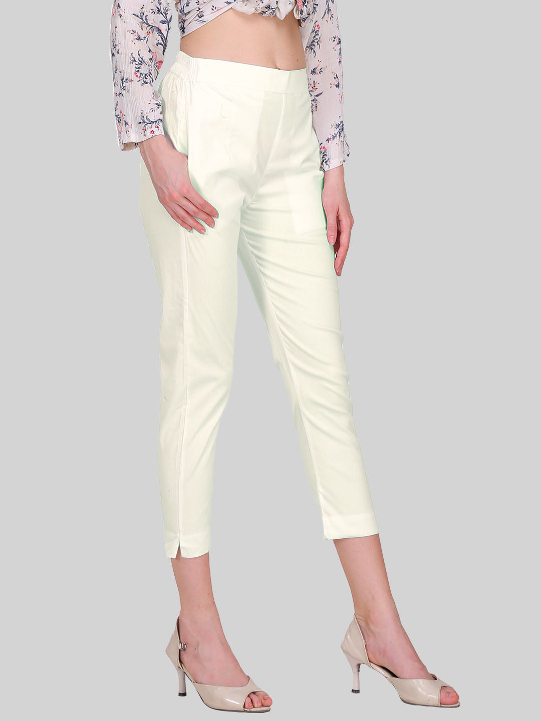 Saundarya Women’s Cropped Cotton Pants; Buttery Cream