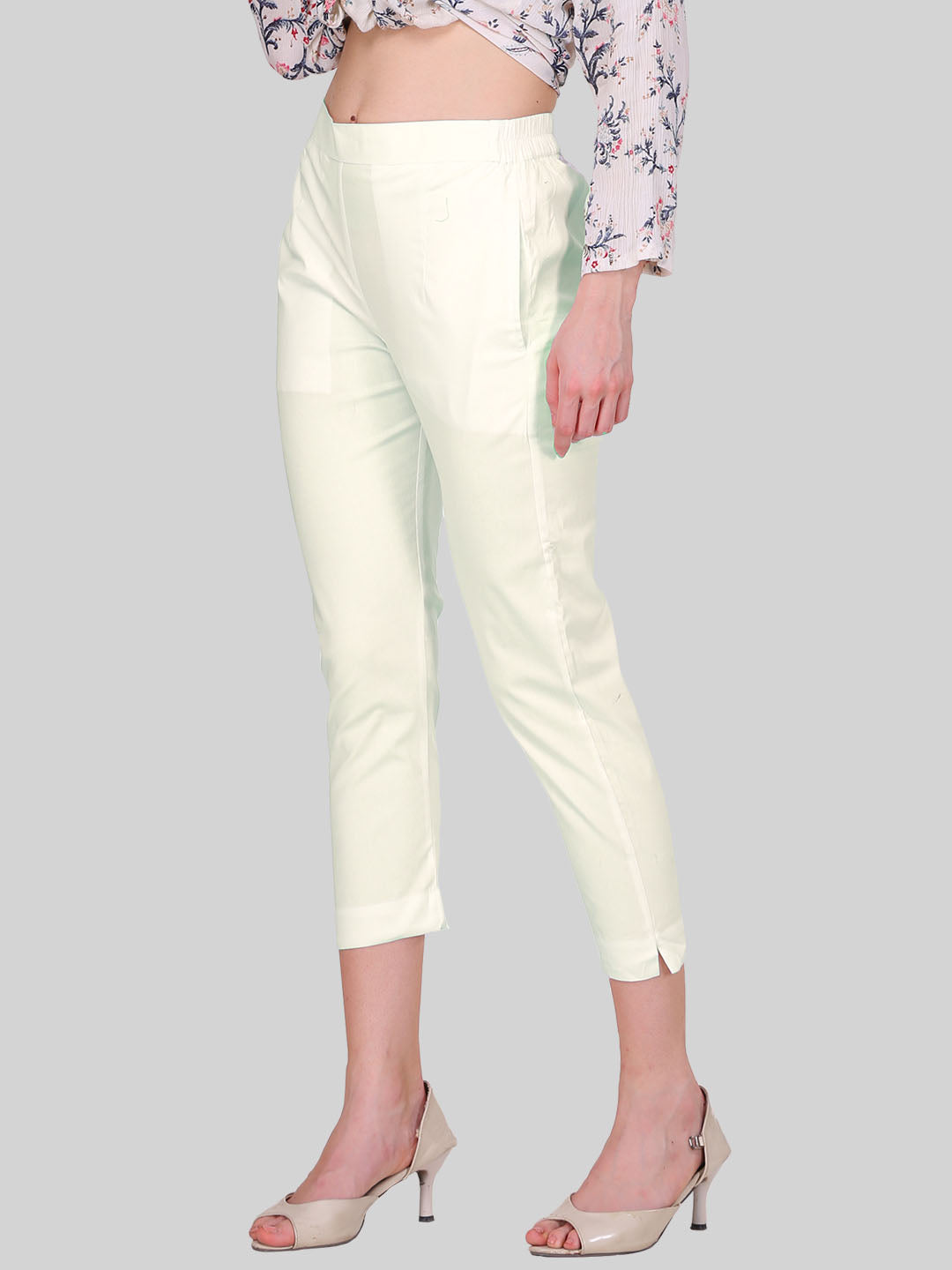 Saundarya Women’s Cropped Cotton Pants; Buttery Cream